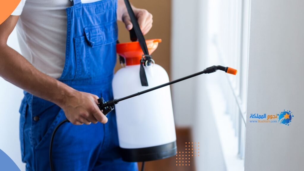 خبراء مكافحة الوزغ بمكة