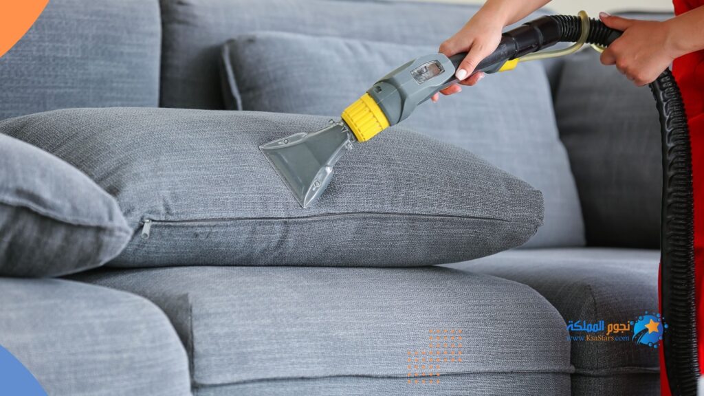 تنظيف دقيق للمجالس و الكنب